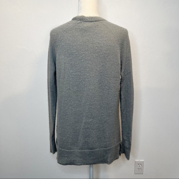 American Eagle Gray long Oversized Fuzzy Soft Cardigan with Pockets Size S - Picture 7 of 8